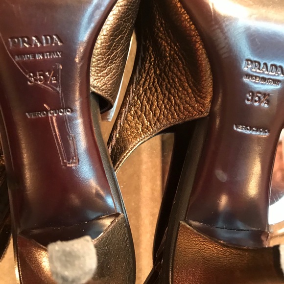 PRADA - Picture 12 of 16